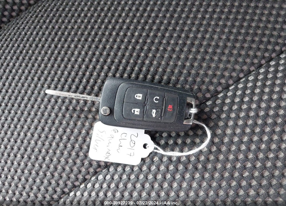 2017 CHEVROLET EQUINOX LT VIN: 2GNALCEK5H6328645