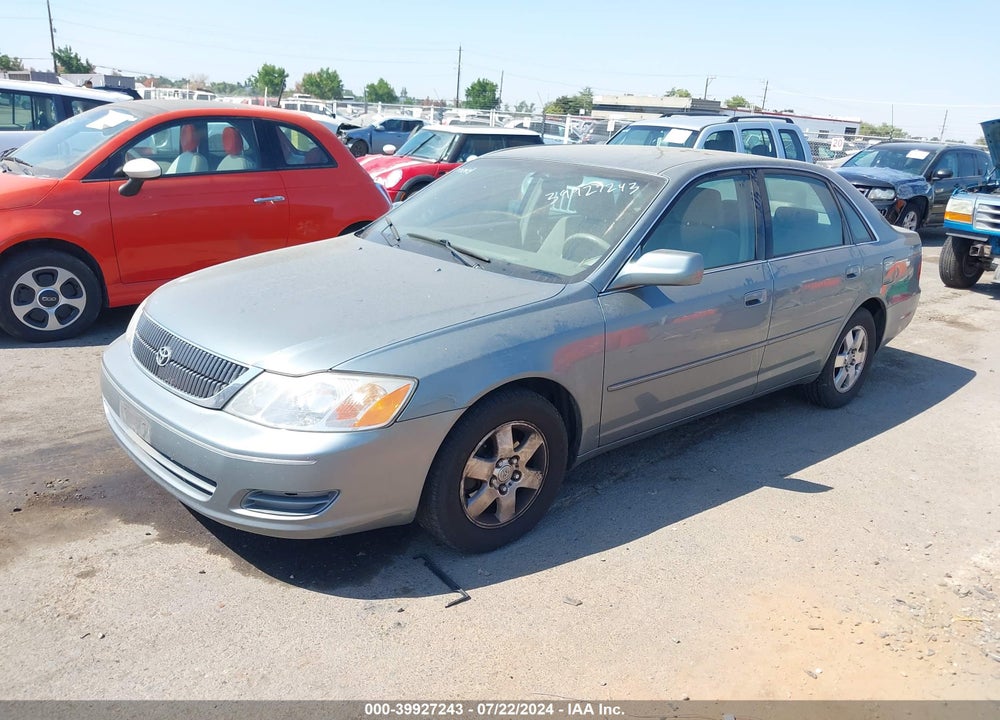 2001 TOYOTA AVALON XL VIN: 4T1BF28B31U117912