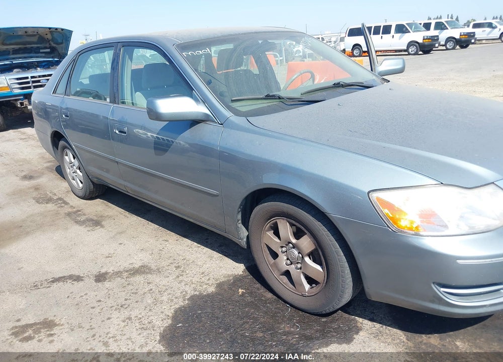2001 TOYOTA AVALON XL VIN: 4T1BF28B31U117912