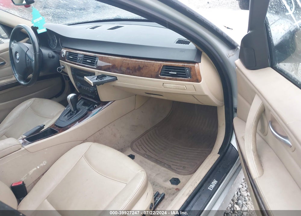 2006 BMW 325XI VIN: WBAVD13556KV00169