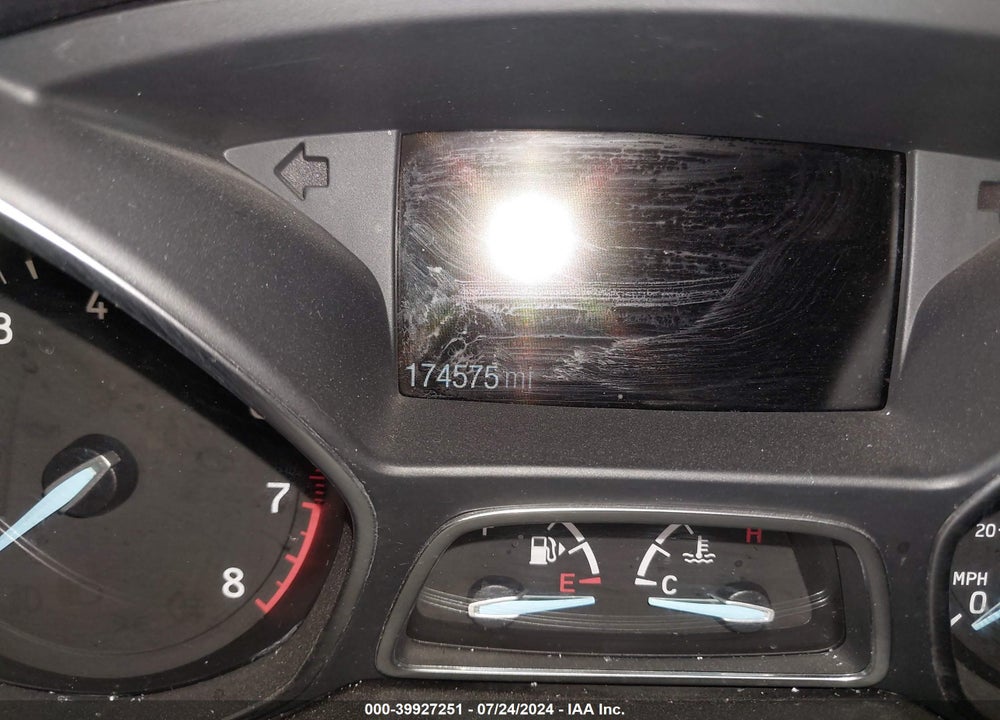 2017 FORD ESCAPE SE VIN: 1FMCU0GD5HUD11997