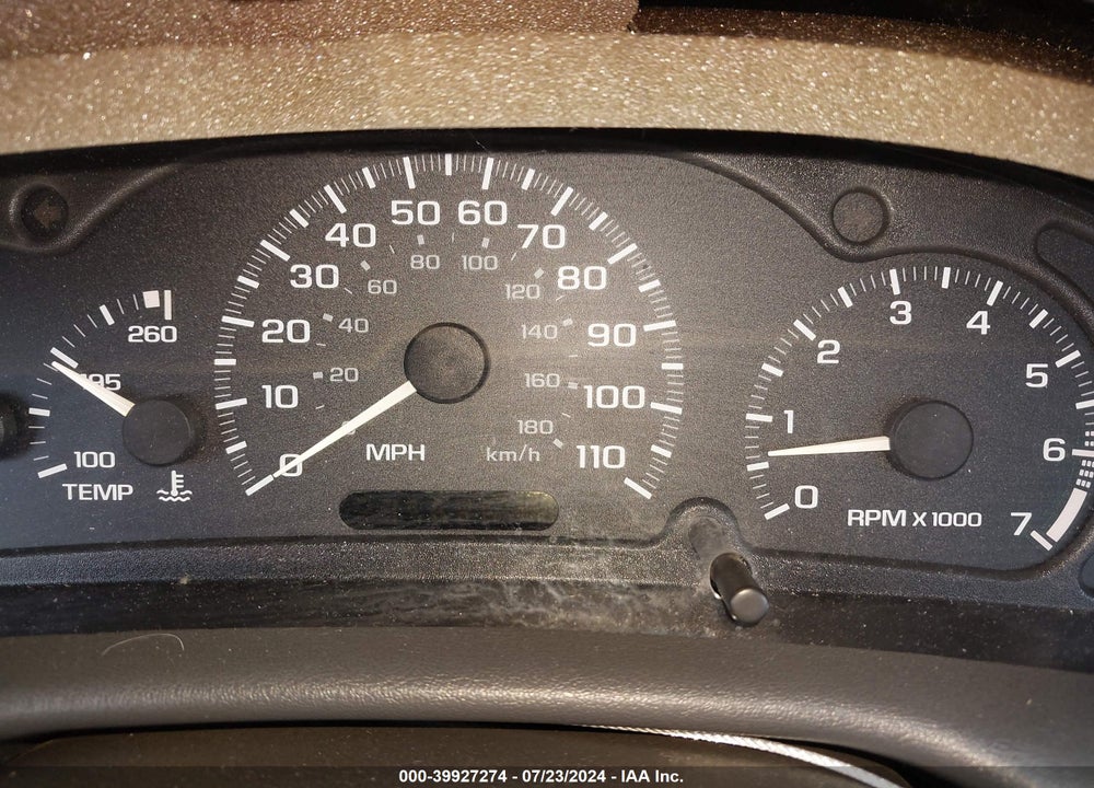 2000 CHEVROLET CAVALIER LS VIN: 1G1JF524XY7339120
