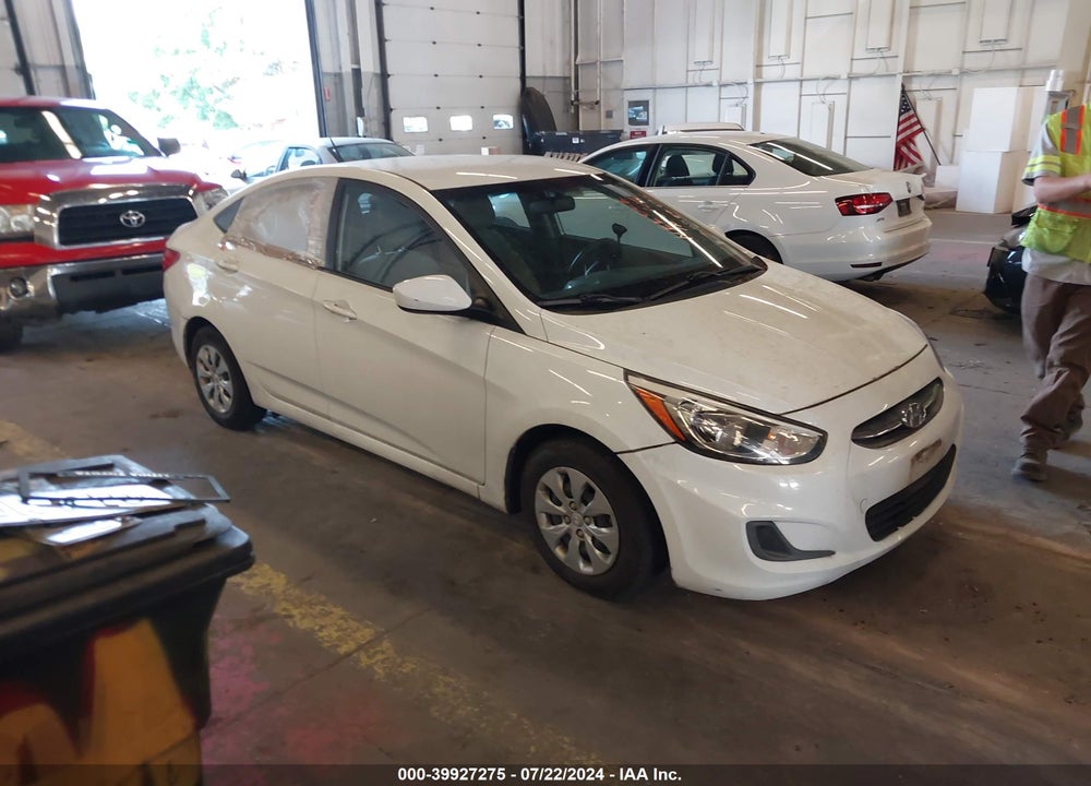 2017 HYUNDAI ACCENT SE VIN: KMHCT4AE8HU319376