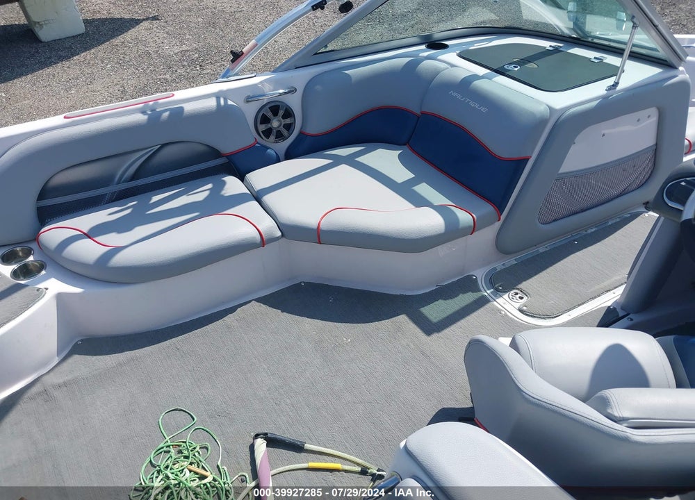 2005 NAUTIQUE CORRECT CRAFT 211 AIR SPORT VIN: CTC59645F505