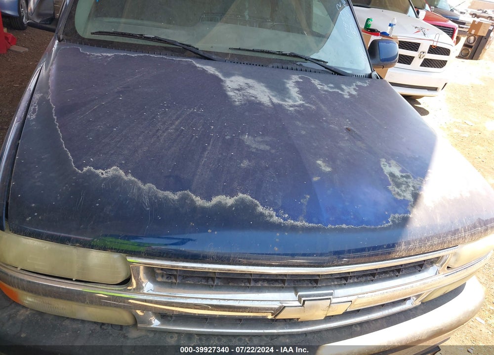 2002 CHEVROLET TAHOE LT VIN: 1GNEK13Z12J179332