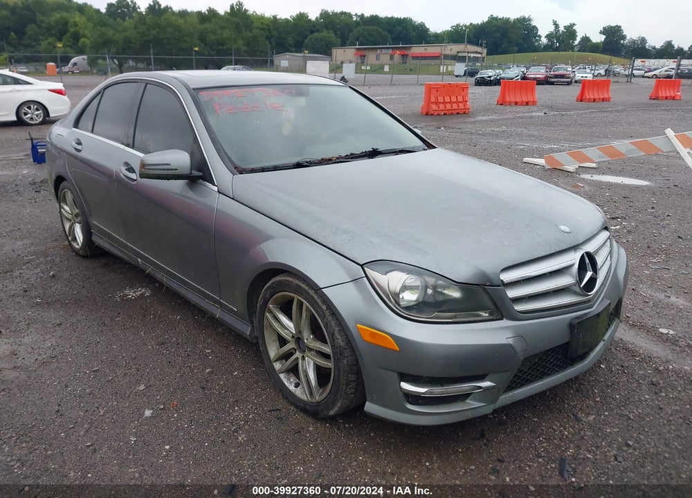 2012 MERCEDES-BENZ C 300 LUXURY 4MATIC/SPORT 4MATIC VIN: WDDGF8BB5CF899133