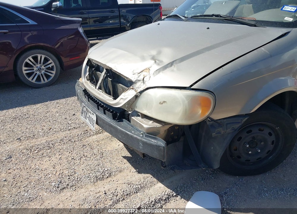 2005 KIA SEDONA EX/LX VIN: KNDUP131256656826