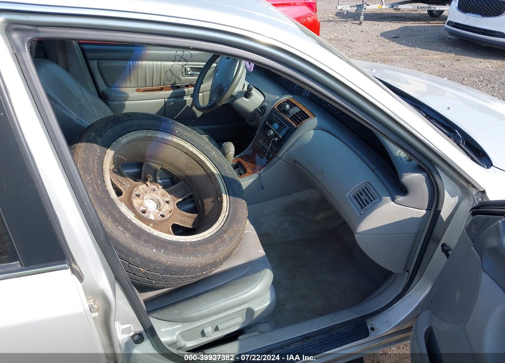 2002 TOYOTA AVALON XLS VIN: 4T1BF28B32U262272