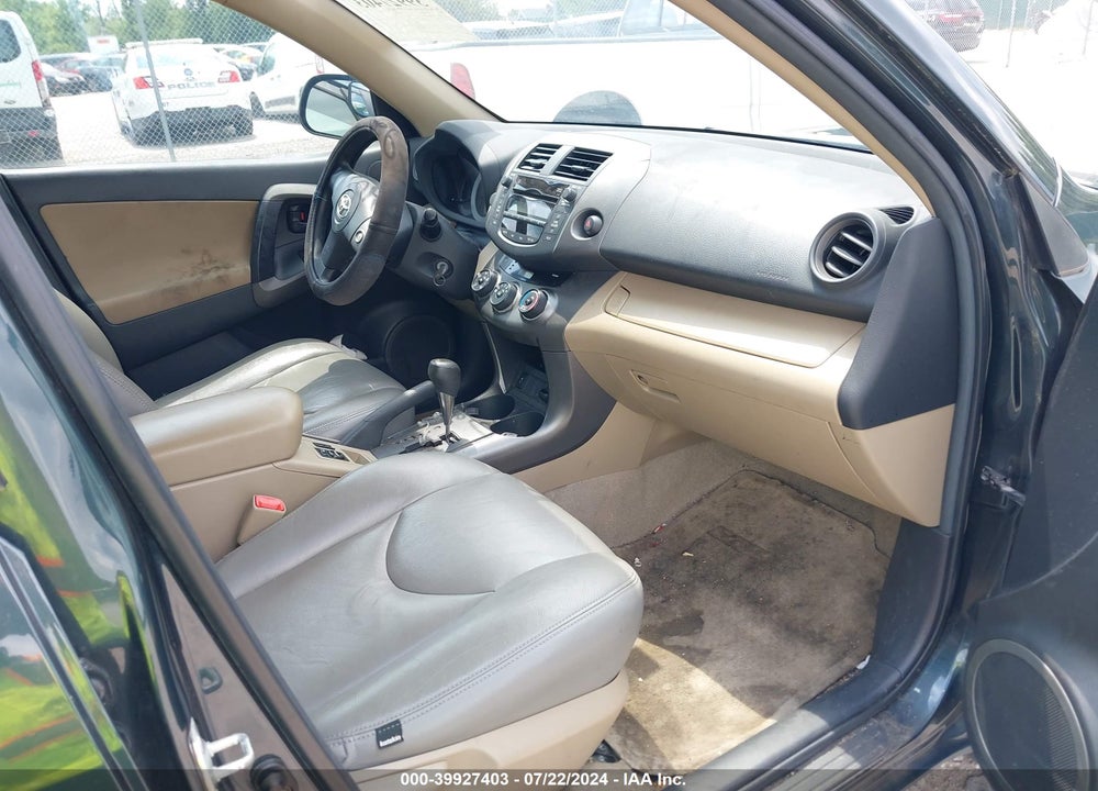 2011 TOYOTA RAV4 VIN: 2T3ZF4DV3BW064907