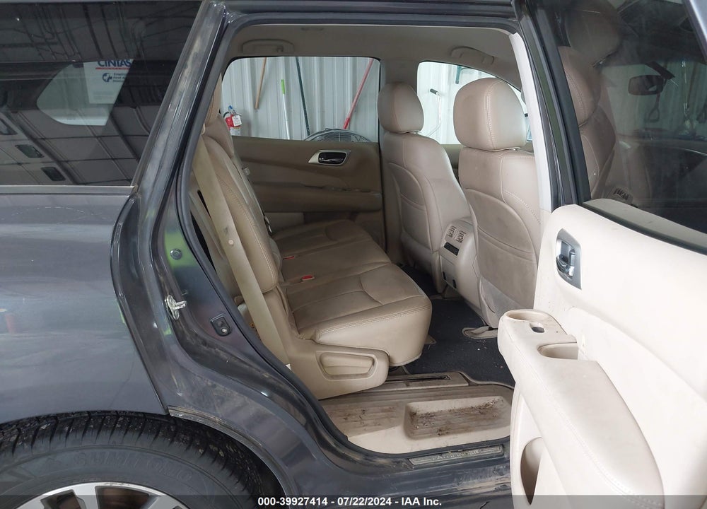 2014 NISSAN PATHFINDER SL VIN: 5N1AR2MM8EC681402