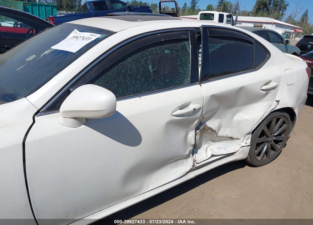 2006 LEXUS IS 350 VIN: JTHBE262662001082