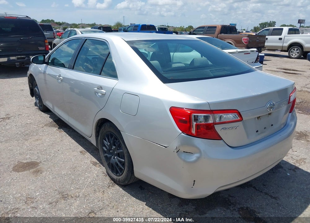 2013 TOYOTA CAMRY LE VIN: 4T1BF1FK2DU660671