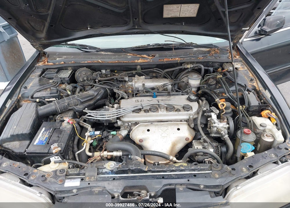 1996 HONDA ACCORD EX/EX-R VIN: 1HGCD5653TA125530