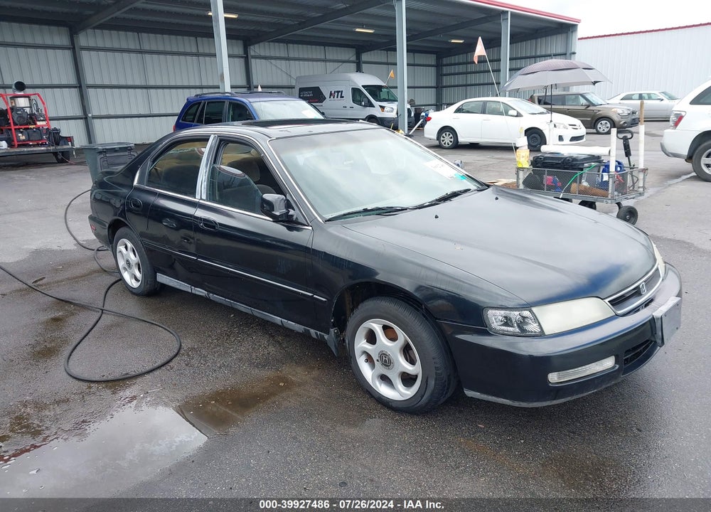 1996 HONDA ACCORD EX/EX-R VIN: 1HGCD5653TA125530