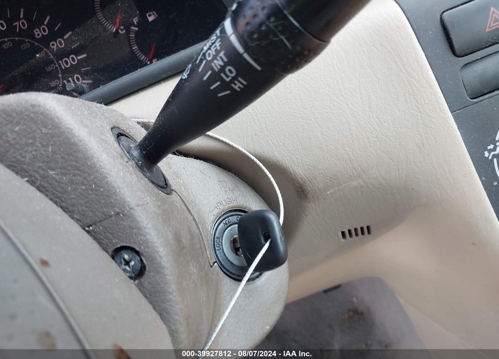 2007 TOYOTA COROLLA LE VIN: 2T1BR32E57C720922