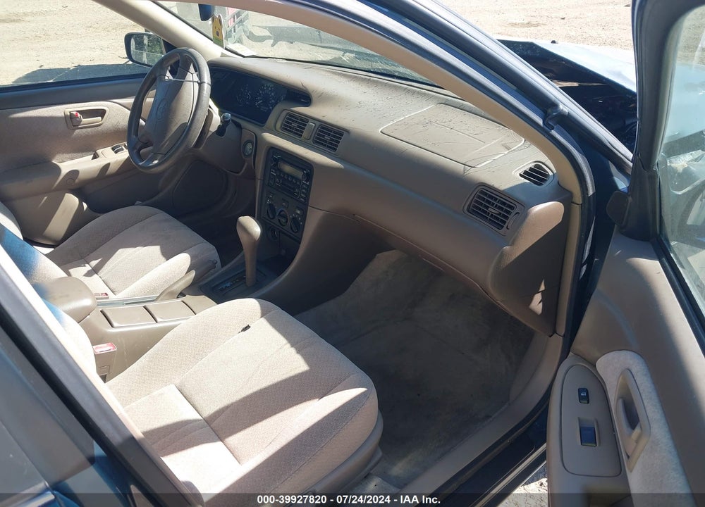 2000 TOYOTA CAMRY LE V6 VIN: JT2BF22K7Y0270073