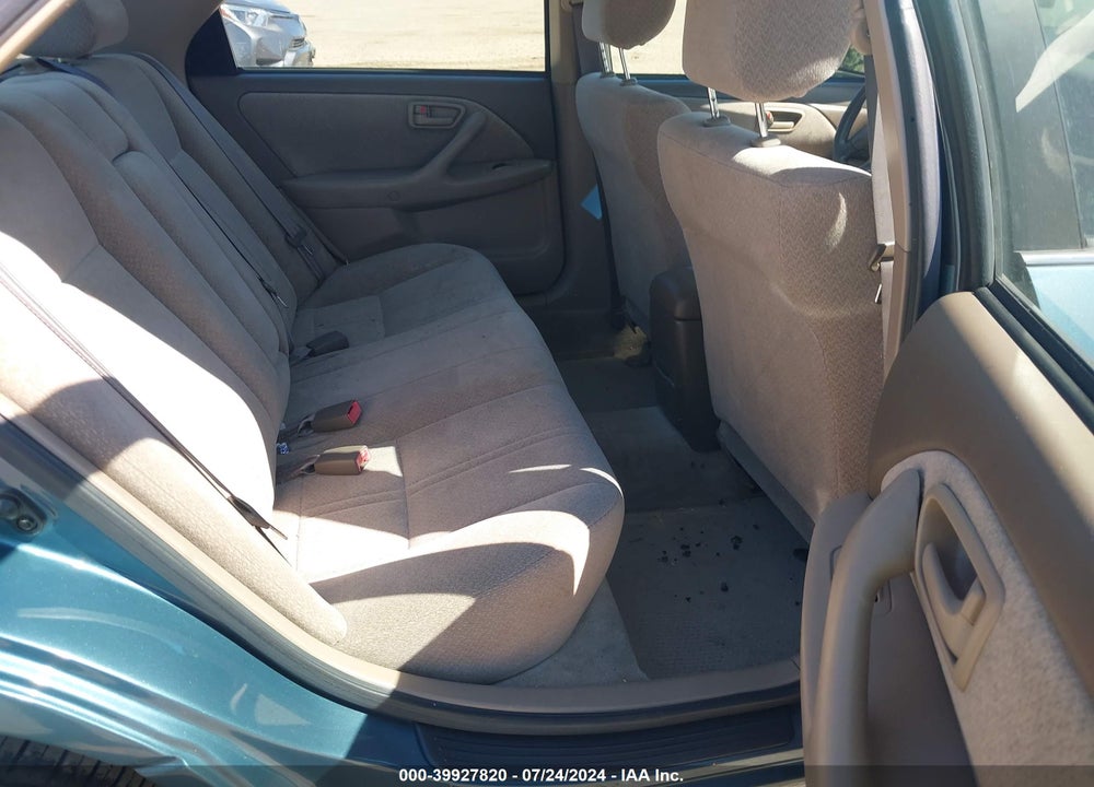 2000 TOYOTA CAMRY LE V6 VIN: JT2BF22K7Y0270073