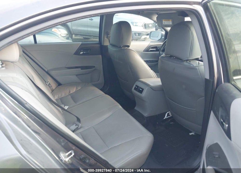 2013 HONDA ACCORD EX-L V-6 VIN: 1HGCR3F88DA002470