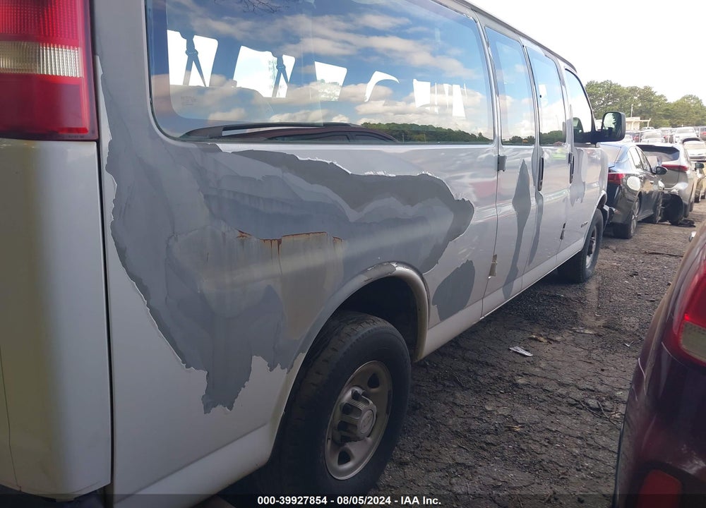 2006 CHEVROLET EXPRESS LS VIN: 1GAHG39U061113058