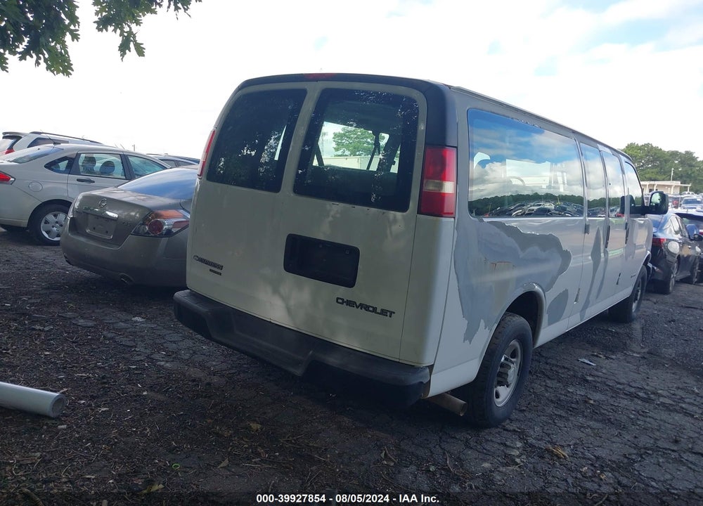 2006 CHEVROLET EXPRESS LS VIN: 1GAHG39U061113058