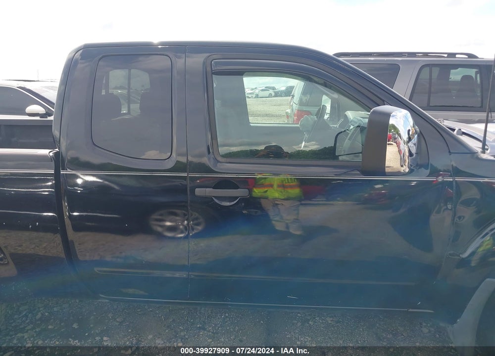 2009 NISSAN FRONTIER SE VIN: 1N6AD06W49C427131