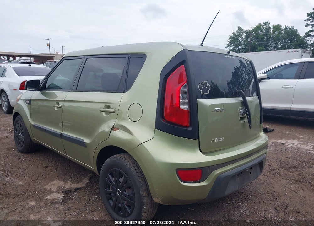 2013 KIA SOUL VIN: KNDJT2A57D7602182