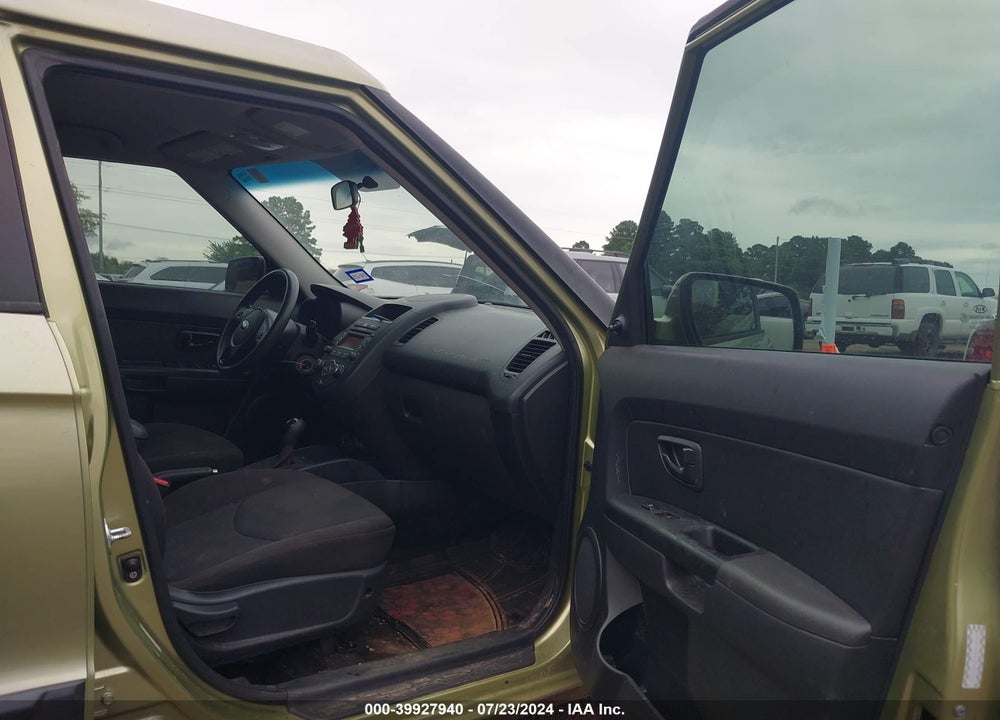 2013 KIA SOUL VIN: KNDJT2A57D7602182