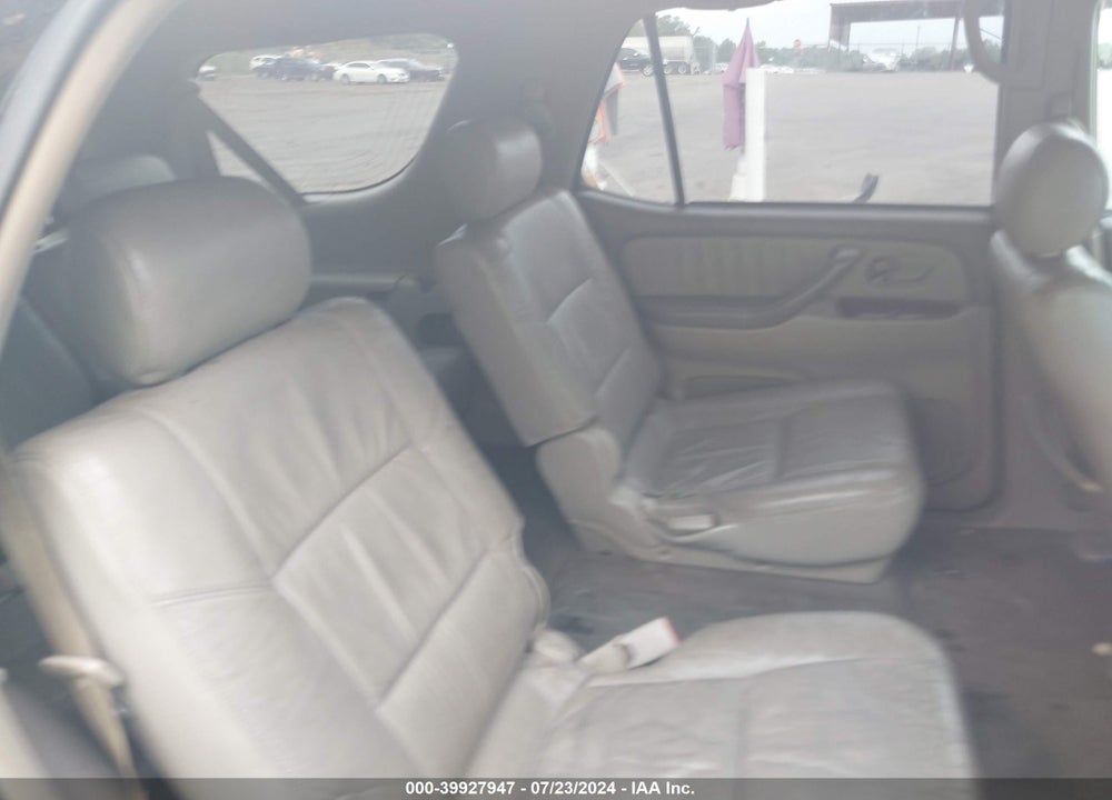 2005 TOYOTA SEQUOIA LIMITED V8 VIN: 5TDZT38A75S246531