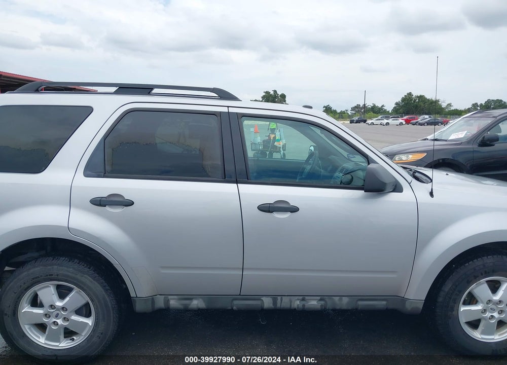 2009 FORD ESCAPE XLT VIN: 1FMCU93G69KB95274
