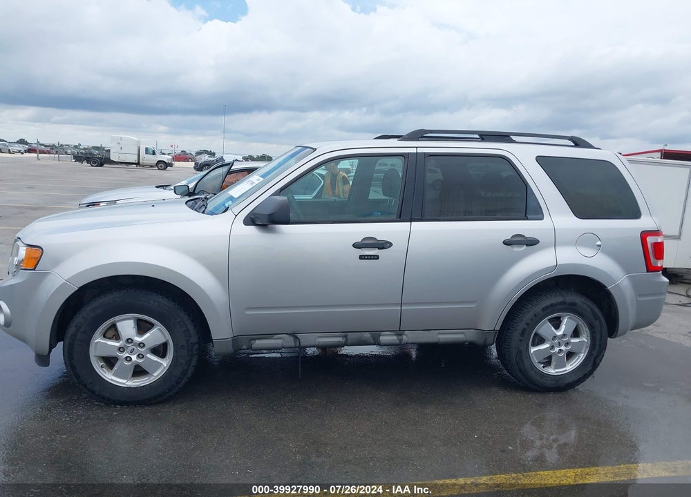 2009 FORD ESCAPE XLT VIN: 1FMCU93G69KB95274