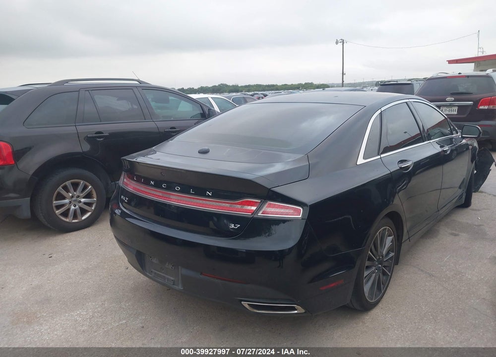 2014 LINCOLN MKZ VIN: 3LN6L2GK3ER823223