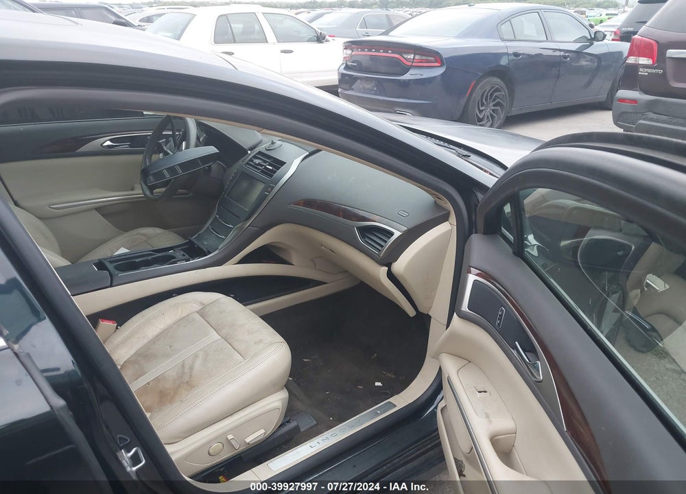 2014 LINCOLN MKZ VIN: 3LN6L2GK3ER823223