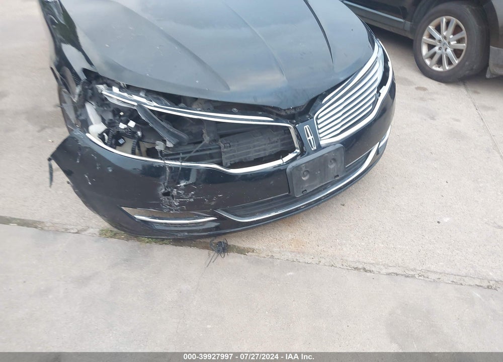 2014 LINCOLN MKZ VIN: 3LN6L2GK3ER823223