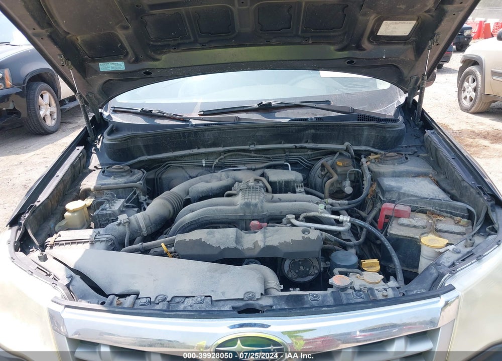 2011 SUBARU FORESTER 2.5X PREMIUM VIN: JF2SHADC0BH722974