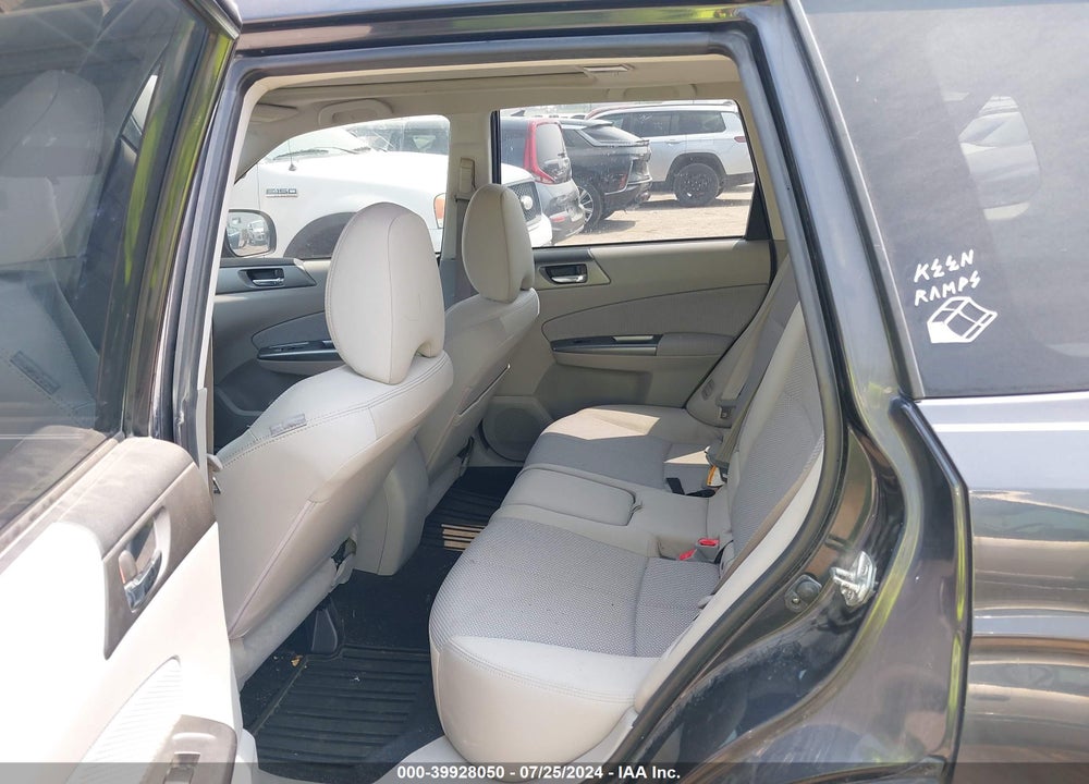 2011 SUBARU FORESTER 2.5X PREMIUM VIN: JF2SHADC0BH722974