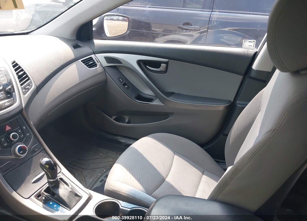 2016 HYUNDAI ELANTRA SE VIN: 5NPDH4AEXGH669000