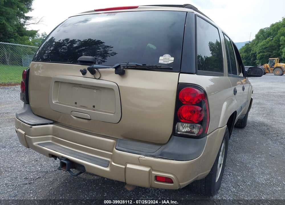 2004 CHEVROLET TRAILBLAZER LS VIN: 1GNDT13S542327765