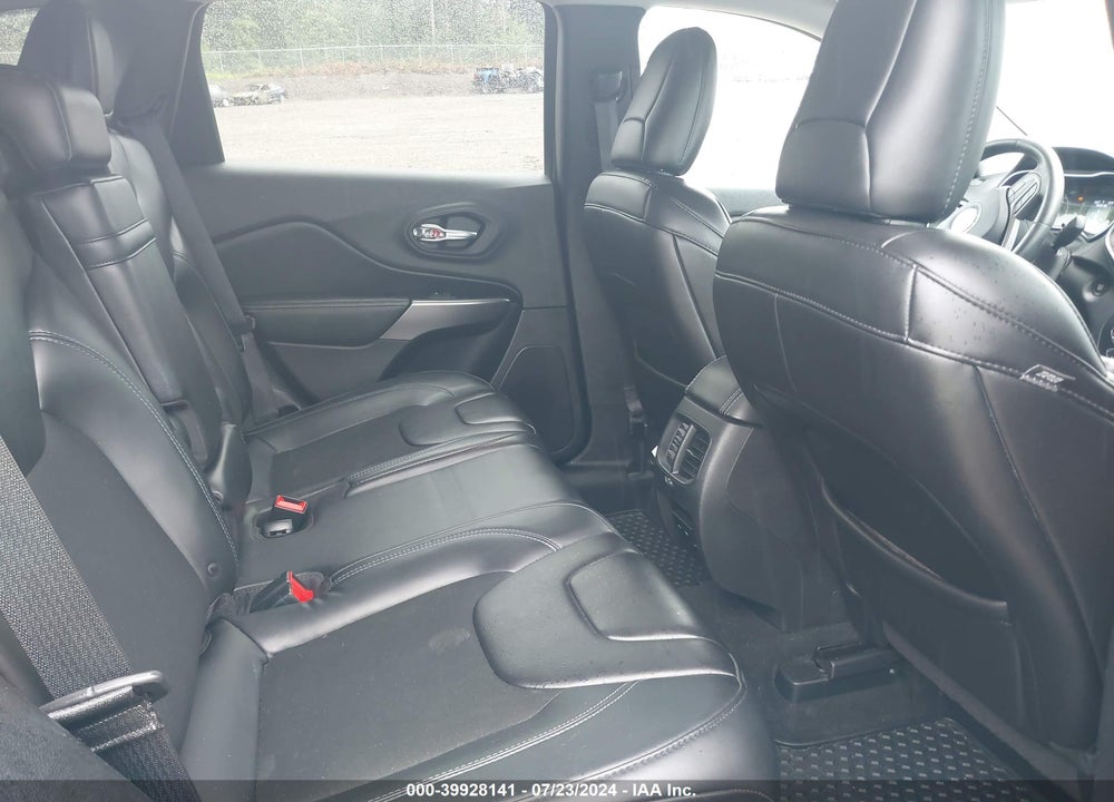 2019 JEEP CHEROKEE LATITUDE PLUS 4X4 VIN: 1C4PJMLB0KD389234