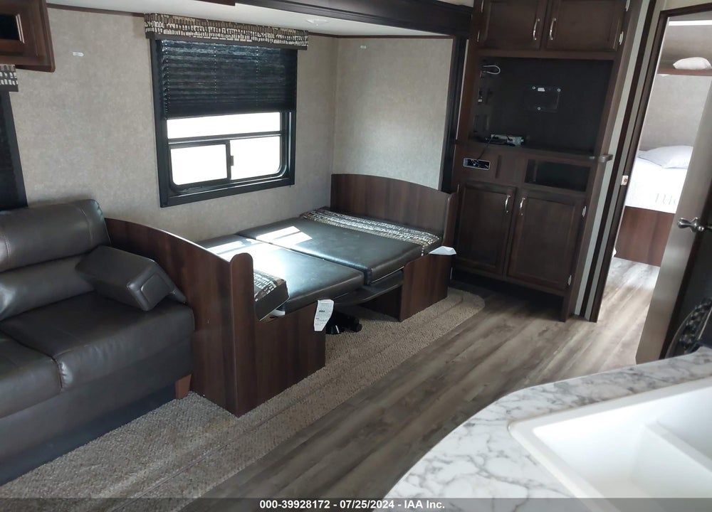 2018 JAYCO JAYFLIGHT 265RLS VIN: 1UJBJ0BP2J17Y0742