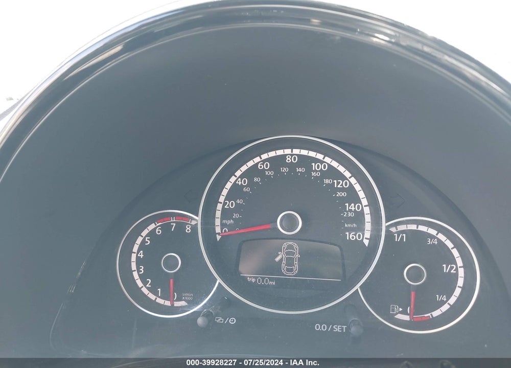2015 VOLKSWAGEN BEETLE VIN: 3VWF17AT1FM601056