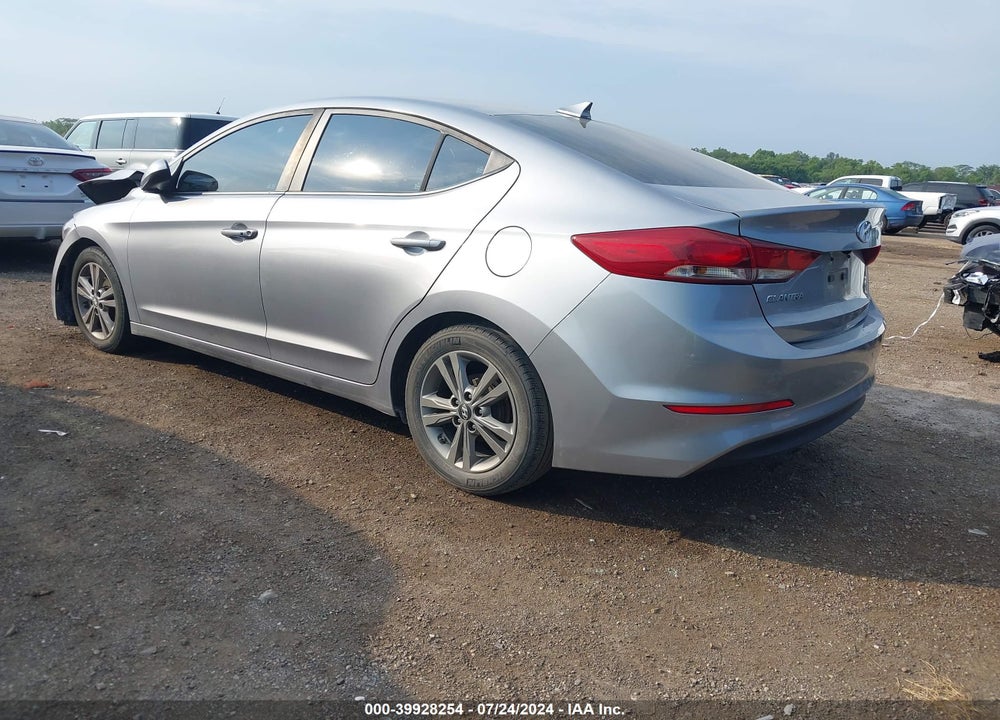 2017 HYUNDAI ELANTRA SE VIN: 5NPD84LF4HH050870