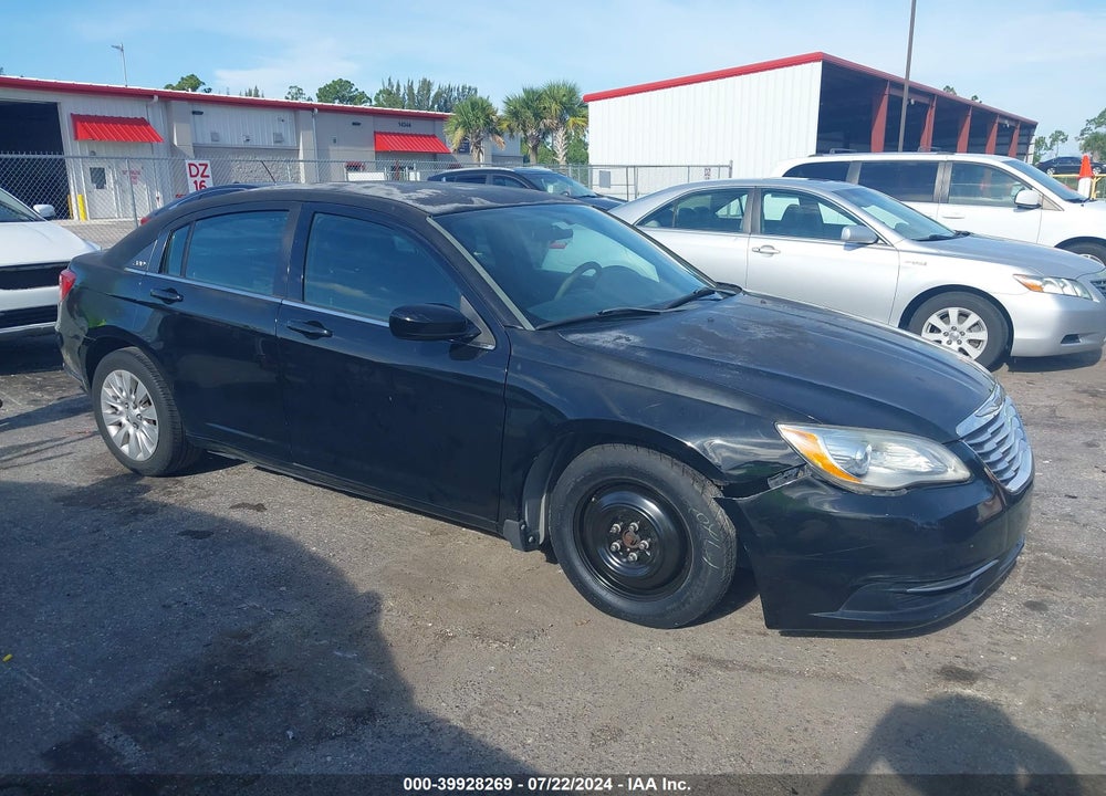 2014 CHRYSLER 200 LX VIN: 1C3CCBAG5EN137770