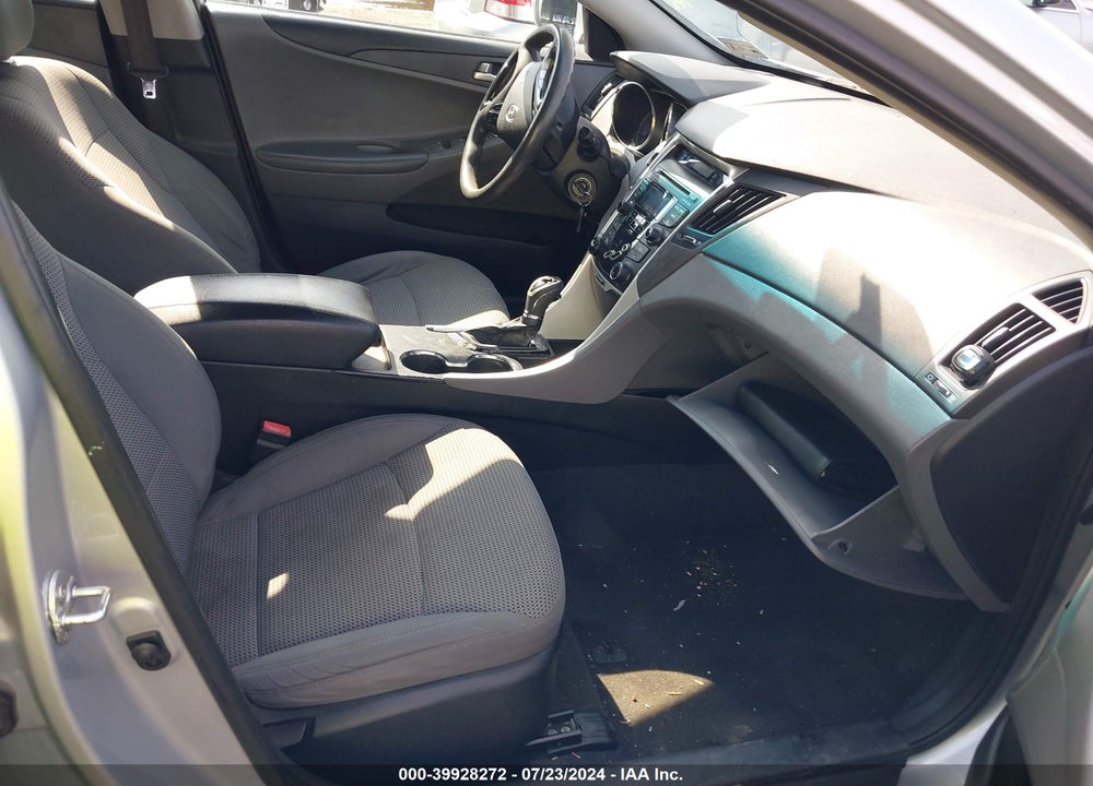 2012 HYUNDAI SONATA GLS VIN: 5NPEB4ACXCH429539