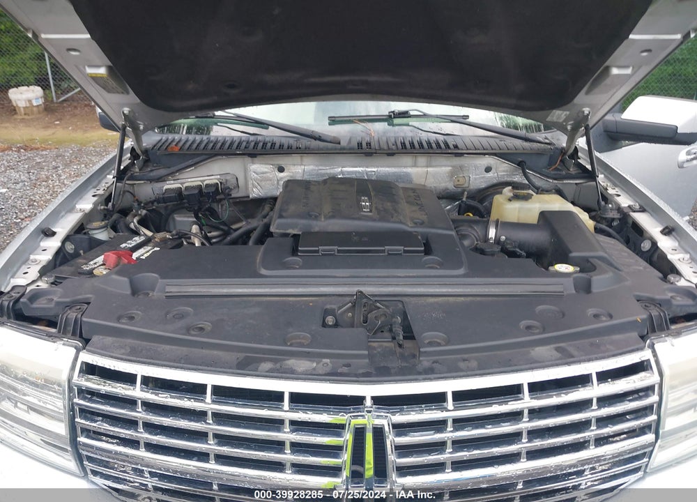 2010 LINCOLN NAVIGATOR VIN: 5LMJJ2H59AEJ03234