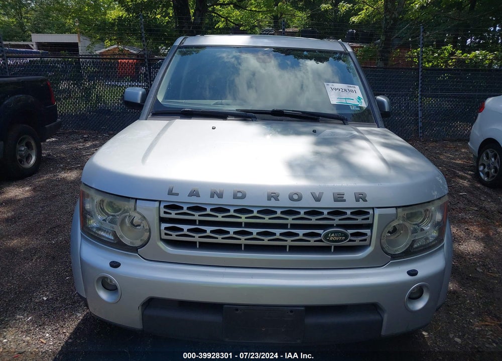 2011 LAND ROVER LR4 VIN: SALAG2D4XBA575284