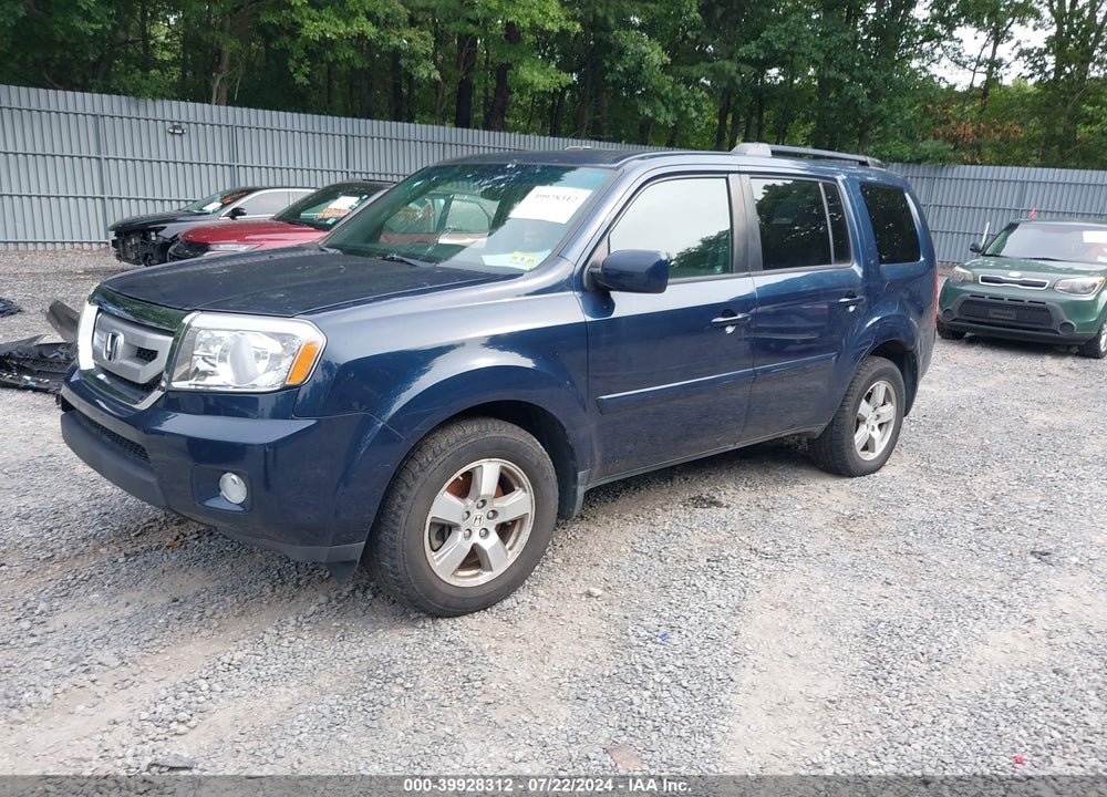 2011 HONDA PILOT EX-L VIN: 5FNYF4H60BB034610
