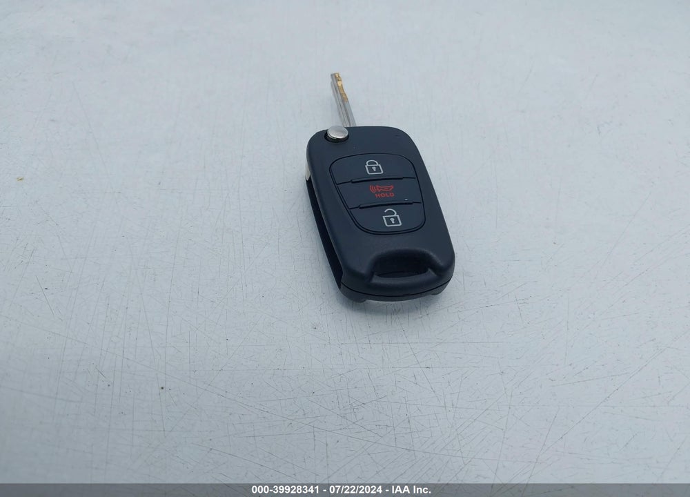 2011 KIA SOUL VIN: KNDJT2A25B7198043