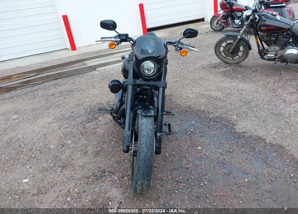 2022 HARLEY-DAVIDSON FXLRS VIN: 1HD1YWZ12NB023608