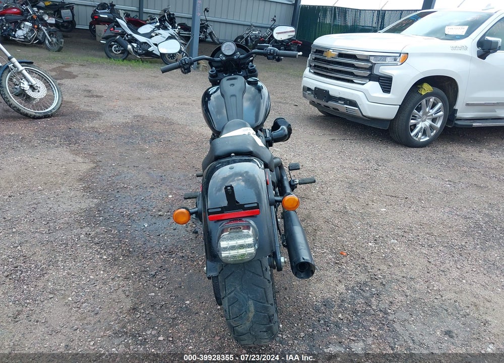 2022 HARLEY-DAVIDSON FXLRS VIN: 1HD1YWZ12NB023608
