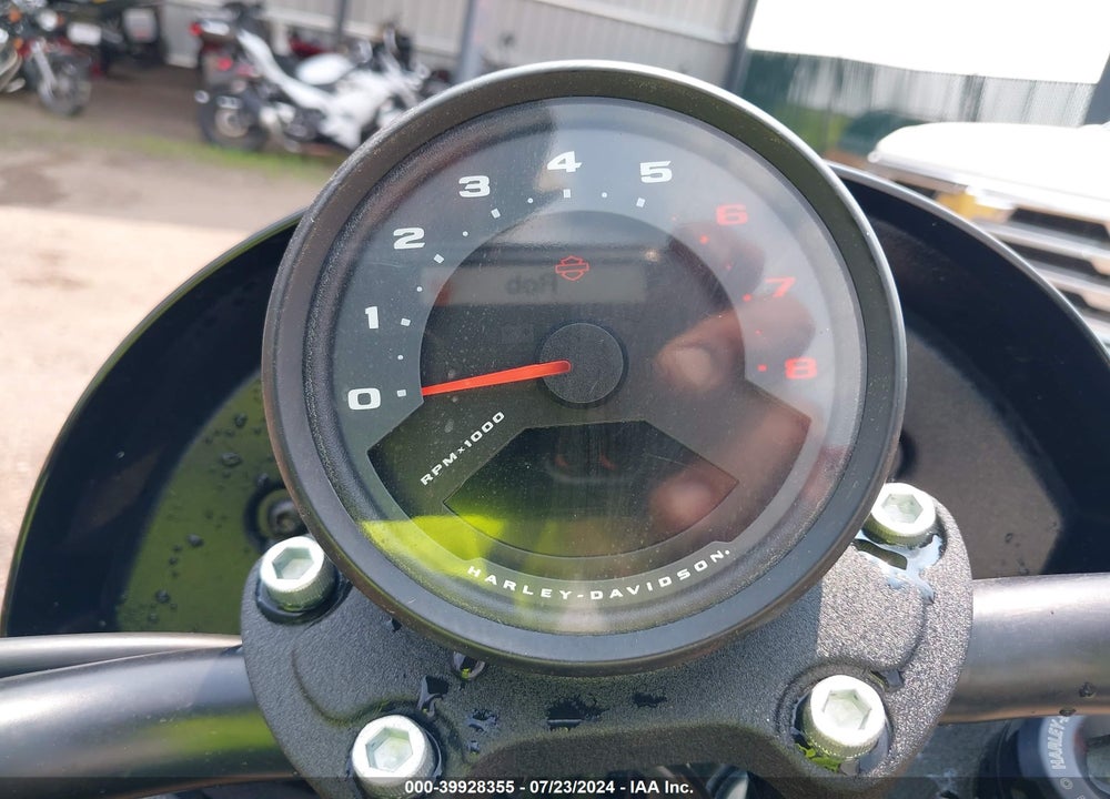 2022 HARLEY-DAVIDSON FXLRS VIN: 1HD1YWZ12NB023608